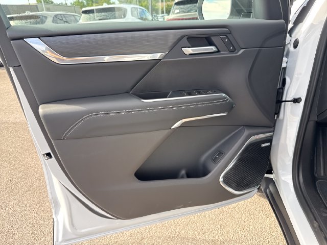 New 2027 GMC Acadia Elevation w/ Elevation Premium Package FWD image 12