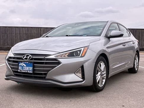 Used 2020 Hyundai Elantra SEL image 11