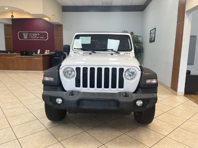 Used 2020 Jeep Gladiator Sport w/ Quick Order Package 24S AWD/4WD image 2