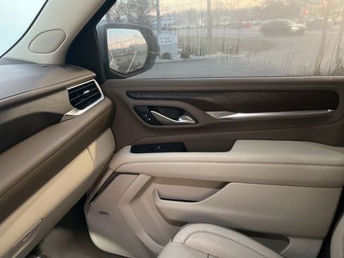 Used 2021 GMC Yukon Denali image 29