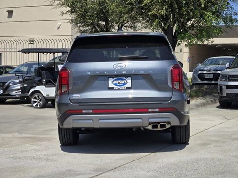 Used 2024 Hyundai Palisade SEL w/ Premium Package image 7