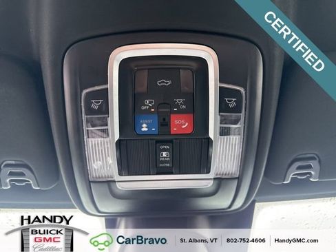 Used 2024 RAM 2500 Limited AWD/4WD image 33