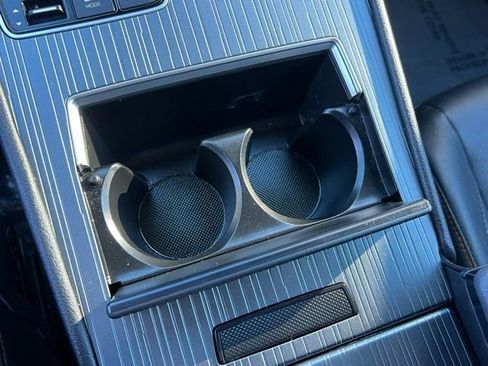 Used 2023 Toyota Sienna XSE image 33