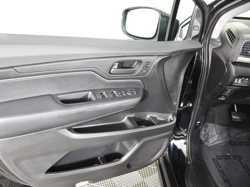 Certified 2024 Honda Odyssey EX-L image 36