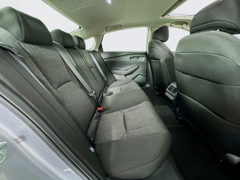 Used 2025 Honda Accord SE image 37