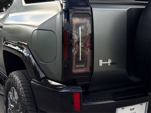 Used 2024 GMC Hummer EV 3X w/ LPO, Cargo Utility Package image 15
