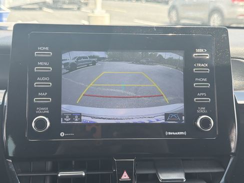 Used 2024 Toyota Camry SE w/ Convenience Package image 3