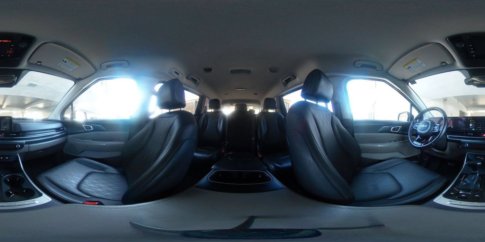 Used 2026 Kia Carnival FWD image 44