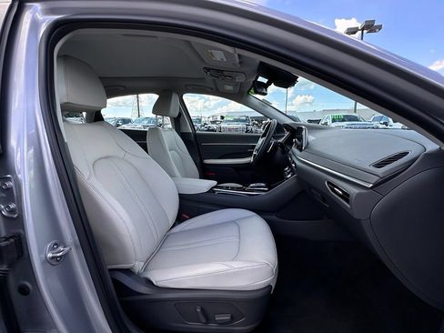 Used 2023 Hyundai Sonata Limited FWD image 12