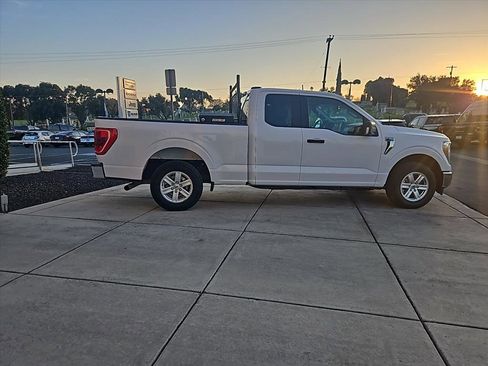 Used 2021 Ford F150 XLT w/ Trailer Tow Package image 7