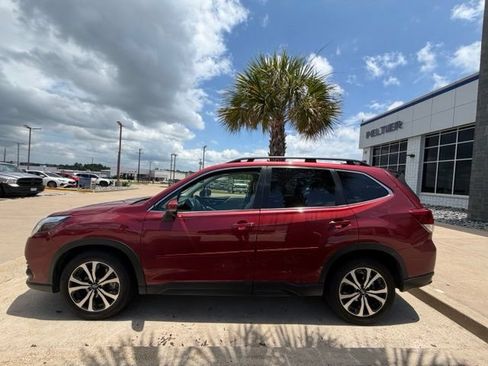 Used 2024 Subaru Forester Limited AWD/4WD image 8