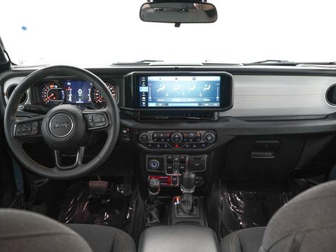 Used 2024 Jeep Wrangler Unlimited Sport AWD/4WD image 15