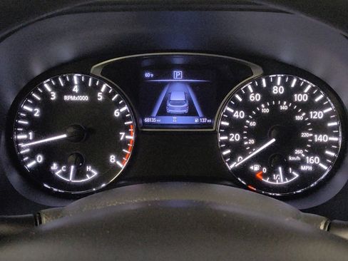 Used 2020 Nissan Pathfinder S FWD image 23