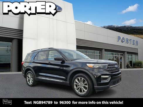 Used 2022 Ford Explorer XLT w/ Equipment Group 202A image 1