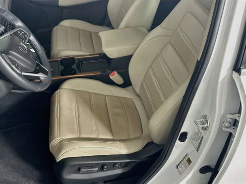 Used 2022 Honda CR-V Touring image 19