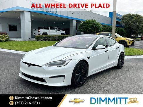 Used 2021 Tesla Model S Plaid image 1