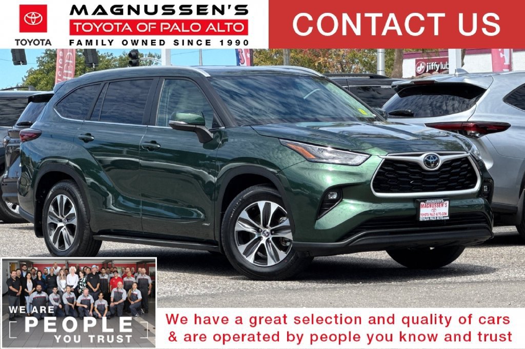 Used 2025 Toyota Highlander XLE AWD/4WD image 1