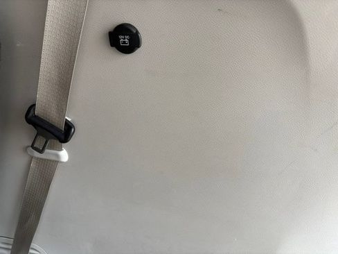 Used 2024 Chrysler Pacifica Limited FWD image 40