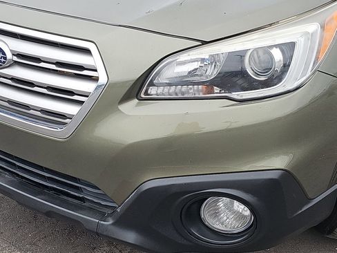 Used 2017 Subaru Outback 2.5i Premium image 33
