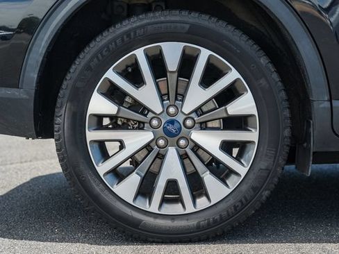 Used 2020 Ford Escape Titanium AWD/4WD image 17
