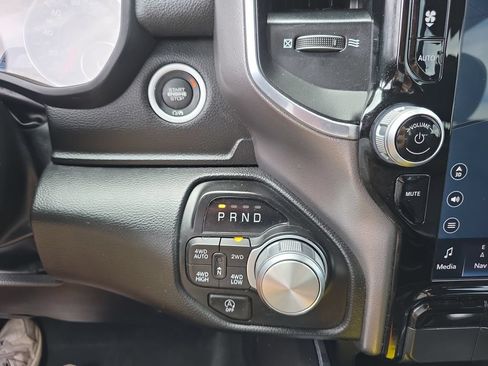 Used 2023 RAM 1500 Laramie AWD/4WD image 21