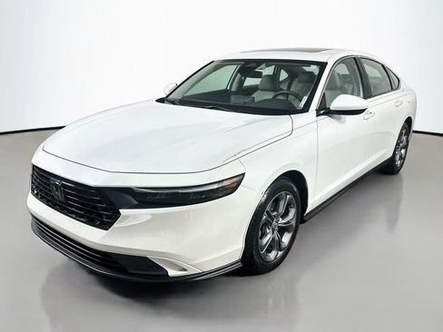 Used 2024 Honda Accord EX image 3