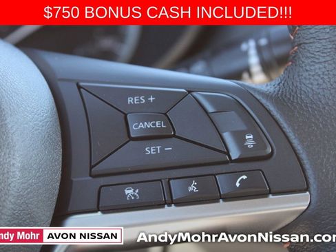 New 2025 Nissan Versa SR w/ Trunk Package image 18