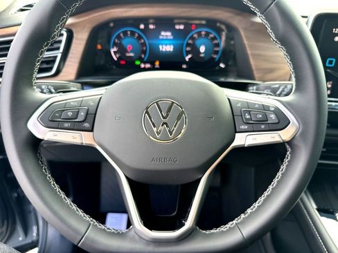 New 2026 Volkswagen Atlas SE FWD image 12
