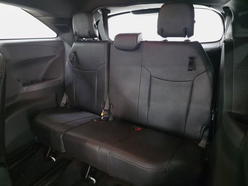 Certified 2023 Toyota Sienna XSE AWD/4WD image 34