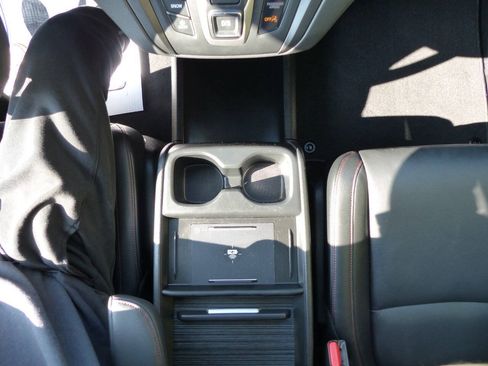 Used 2025 Honda Odyssey Sport-L image 37
