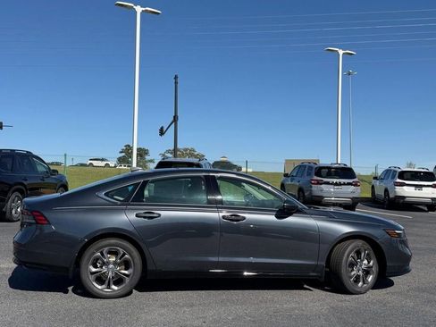 New 2026 Honda Accord EX-L image 5