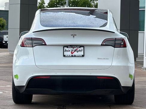 Used 2022 Tesla Model Y Performance AWD/4WD image 5