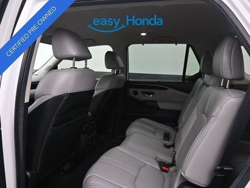 Used 2025 Honda Pilot EX-L image 16