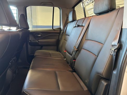 Used 2025 Honda Ridgeline RTL image 25