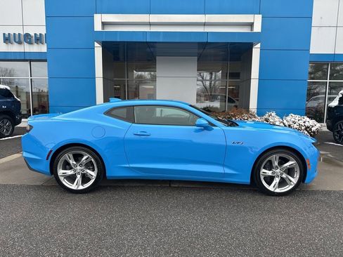 Used 2023 Chevrolet Camaro LT w/ RS Package image 3