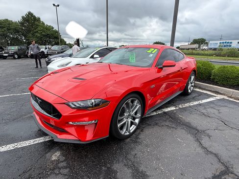 Used 2021 Ford Mustang GT Premium w/ Equipment Group 401A RWD image 20