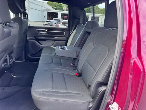 Used 2025 RAM 1500 Big Horn AWD/4WD image 29