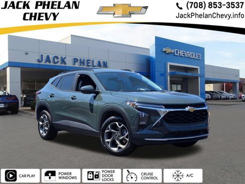 Certified 2025 Chevrolet Trax LT FWD image 1