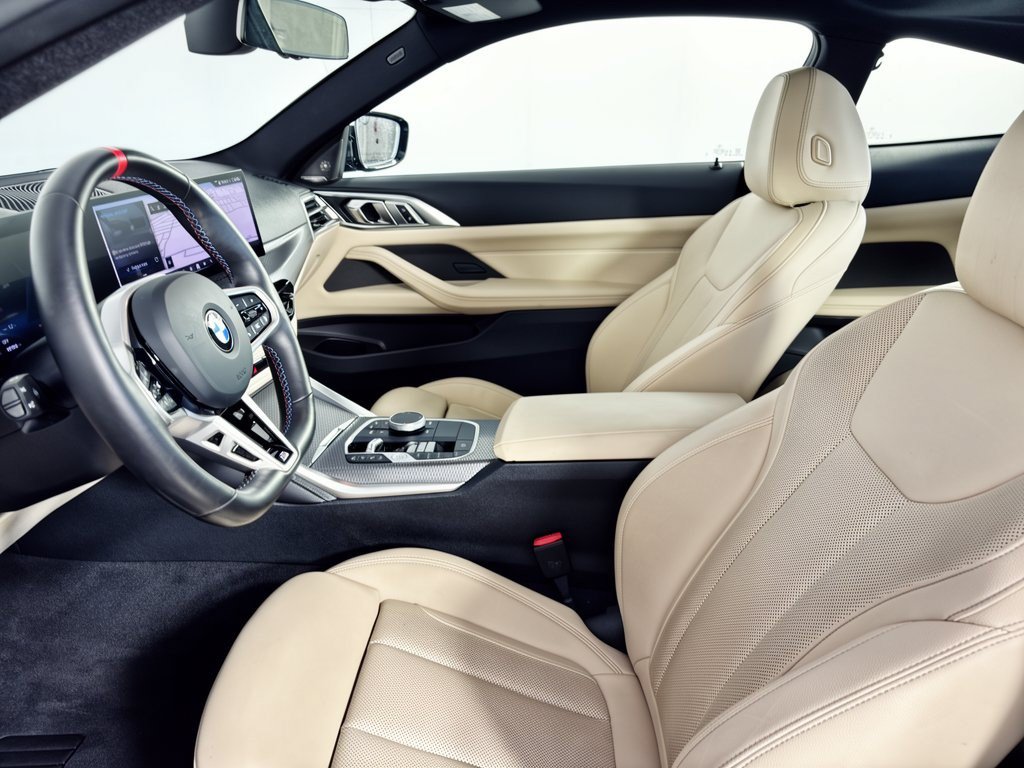 Used 2026 BMW M440i Coupe RWD image 5