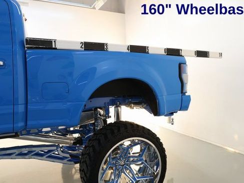 Used 2018 Ford F250 Platinum w/ Platinum Ultimate Package AWD/4WD image 32