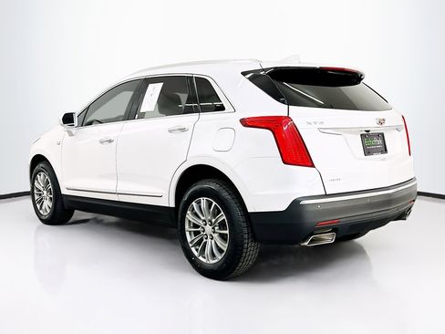 Used 2017 Cadillac XT5 Luxury w/ Driver Awareness Package image 5