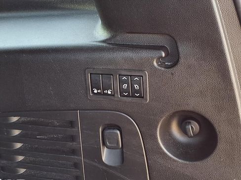 Used 2015 Cadillac Escalade ESV Premium image 36