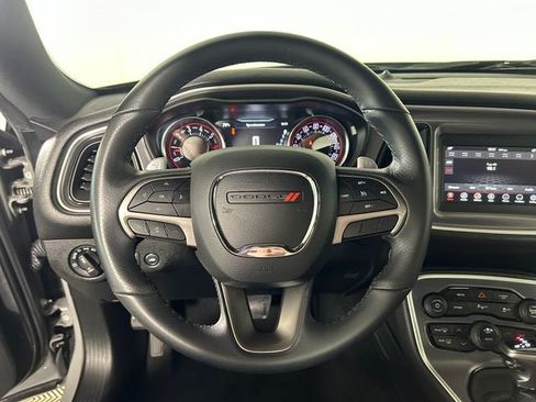 Used 2019 Dodge Challenger R/T RWD image 13