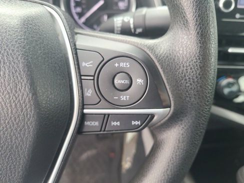 Used 2024 Toyota Camry LE image 21