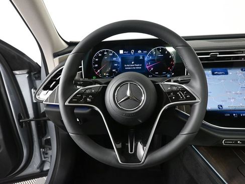 New 2026 Mercedes-Benz E 450 4MATIC Sedan image 2