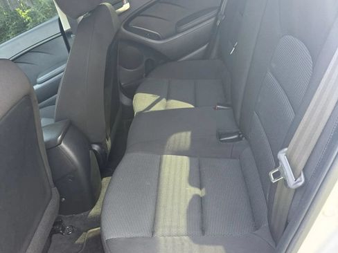 Used 2017 Kia Forte LX FWD image 9