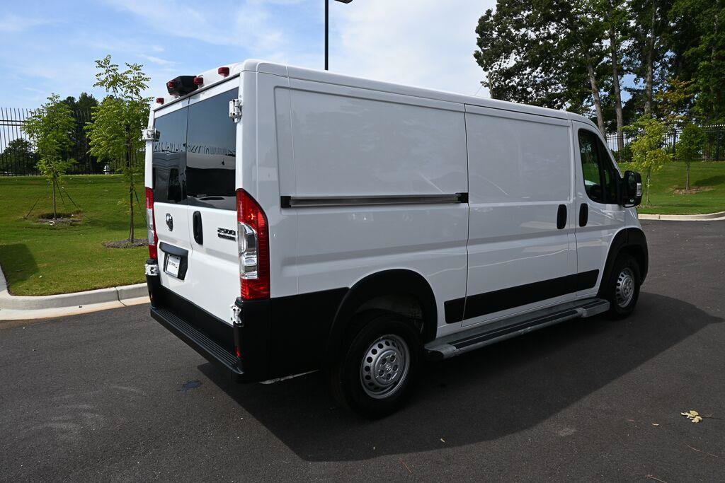 Used 2025 RAM ProMaster 2500 w/ U-Haul Equipment Group FWD image 23
