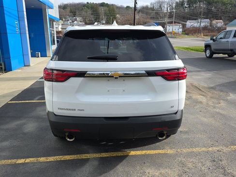 Used 2023 Chevrolet Traverse LT image 7