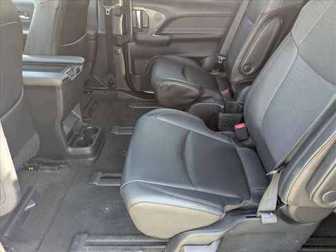 Used 2021 Toyota Sienna XSE w/ XSE Plus Package FWD image 20