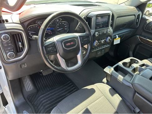 Certified 2022 GMC Sierra 1500 SLE w/ Driver Alert Package I AWD/4WD image 5